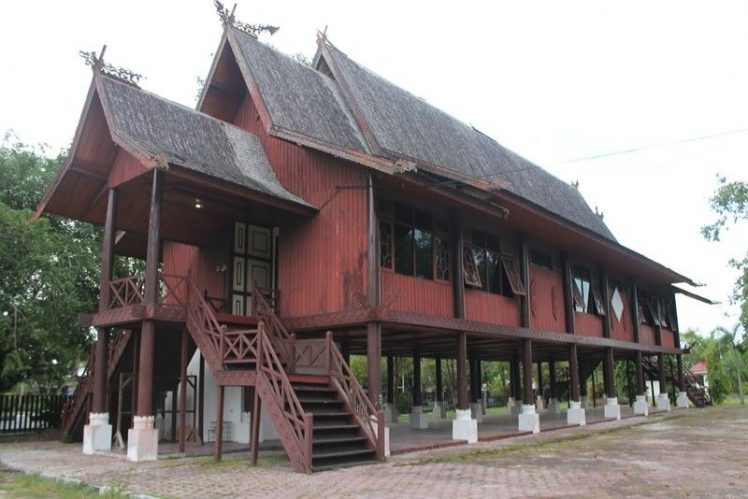 Traditional House Betang (Image: Pinterest)