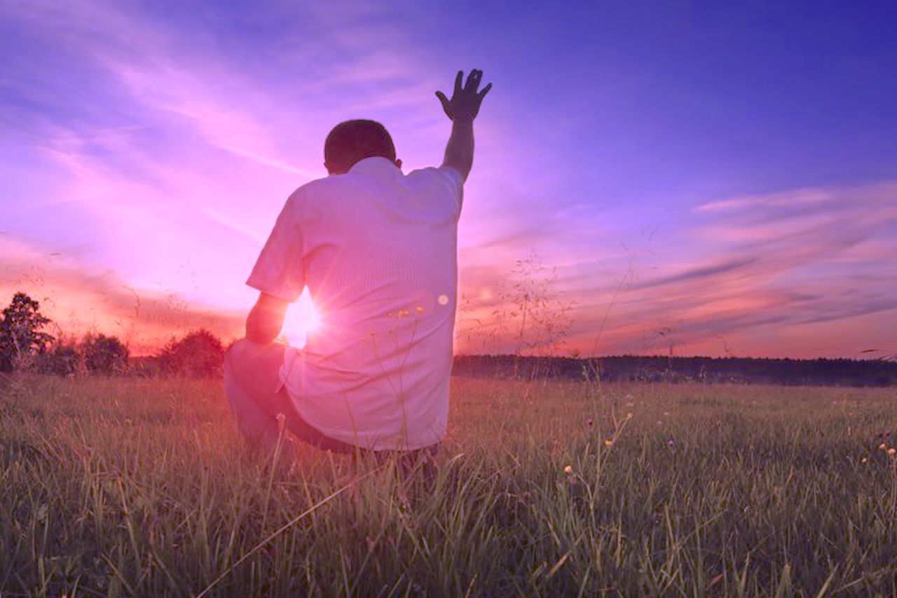 Seeking God’s Face or His Favors? (Images by Small Frog-Getty Images)